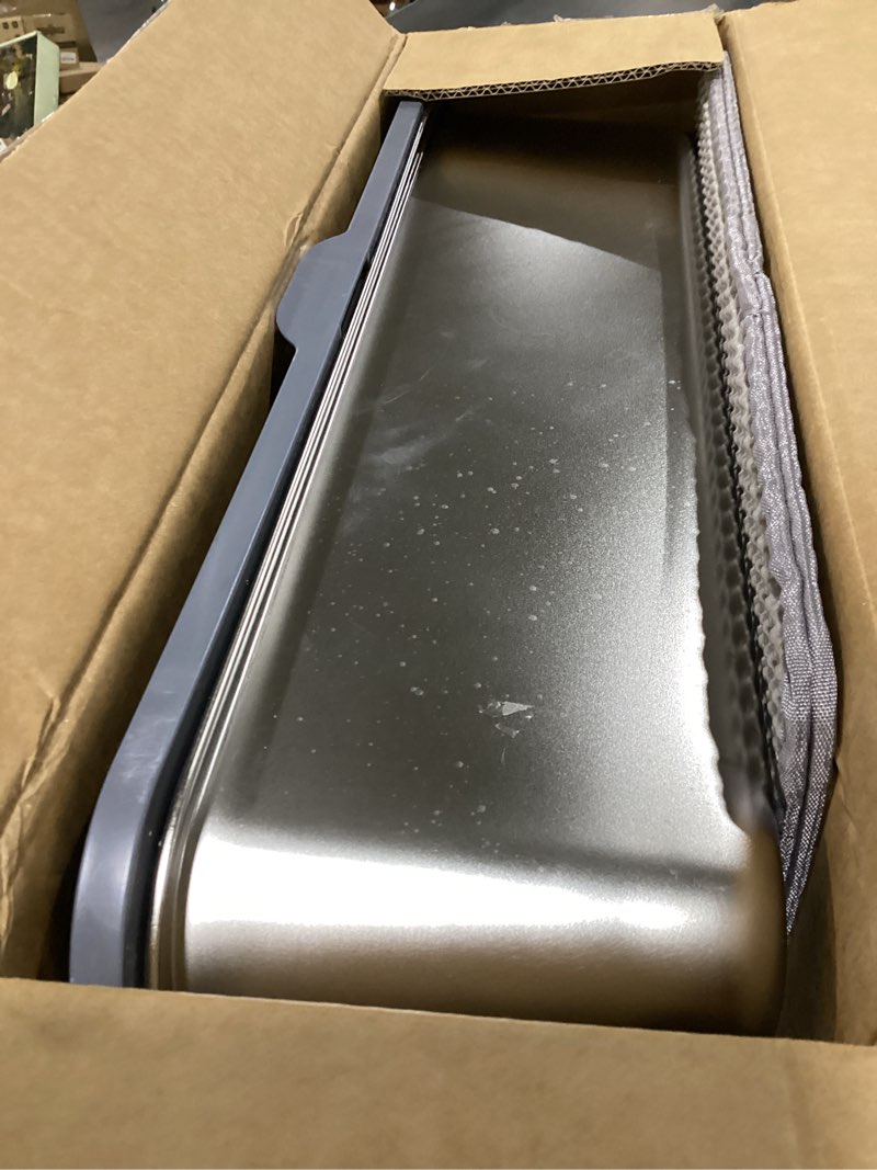Condition photo showing Good Condition for stainless steel litter box with lid, 6” deep pan, extra large litter box for big cats, anti-leakage, odor free, front & top dual entry, includes litter mat & metal scoop grey 1 pack x-large