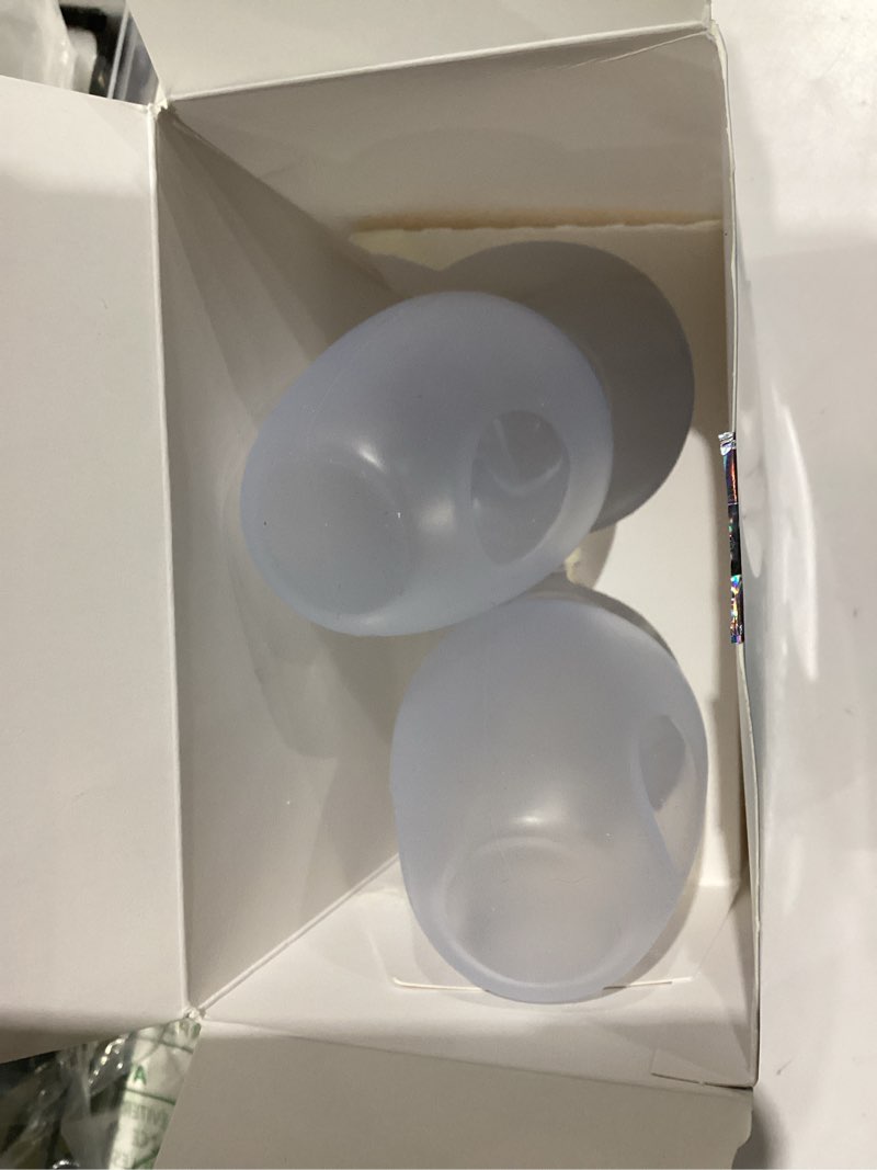 Condition photo showing Good Condition for 2 sets manual breast pump for breastfeeding essentials,colostrum collector with spill free valve,cap,silicone,clear,4oz clear/4oz