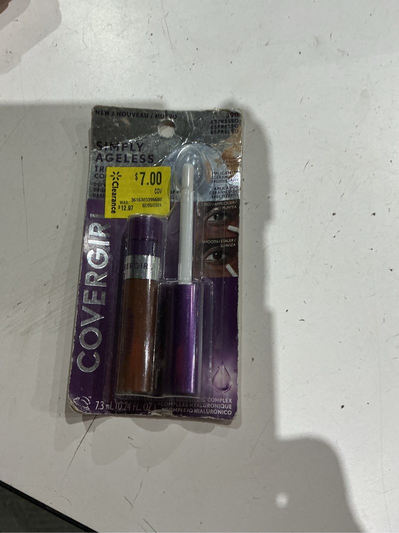 Condition photo showing As Is for covergirl 