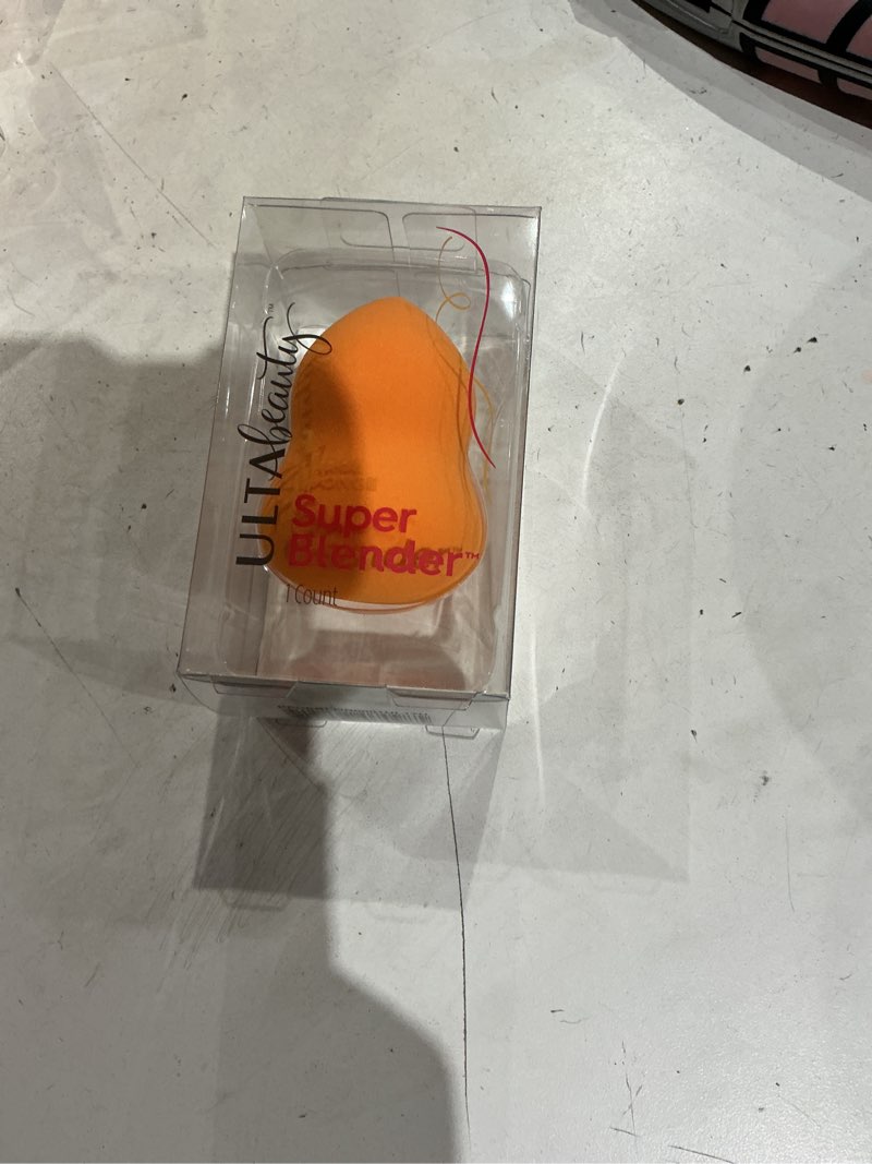 Condition photo showing Good Condition for ulta large makeup sponge super blender