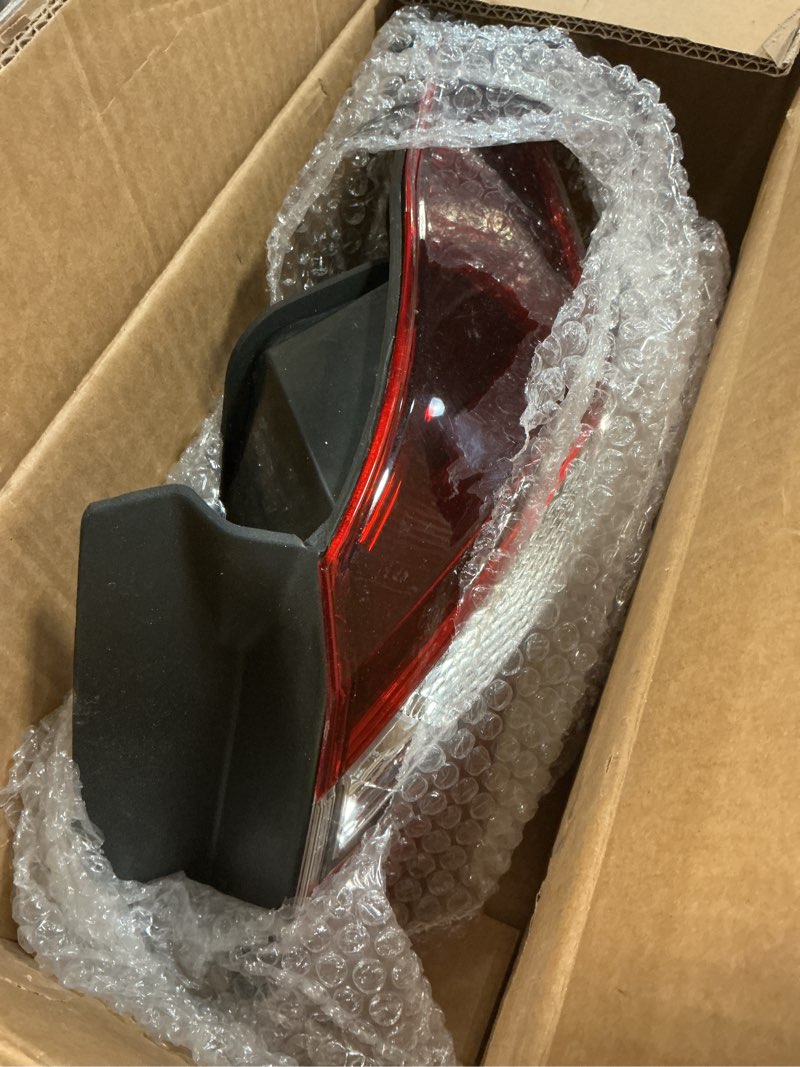 Condition photo showing As Is for Tail Lights Rear Brake Outer Lamp Assembly for Honda Accord 2016 2017 Right Passenger Side 33500T2AA21 HO2805108