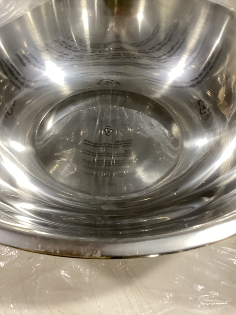 Condition photo showing Good Condition for Winco 16 Quart Heavy-Duty Stainless Steel Mixing Bowl 16 Quart Economy
