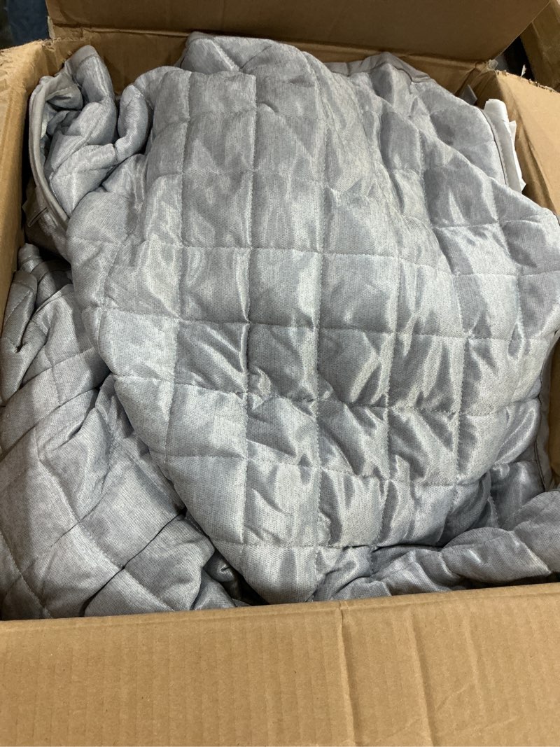 Condition photo showing As Is for ynm cooling weighted blanket for adults, 40lbs heavy bed throw comforter with 100% pe fabric, ideal for hot sleepers or summer days(88x104 inches for queen/king bed, 40 pounds, grey) exclusive cooling pe grey 88 in x 104 in 40 lb