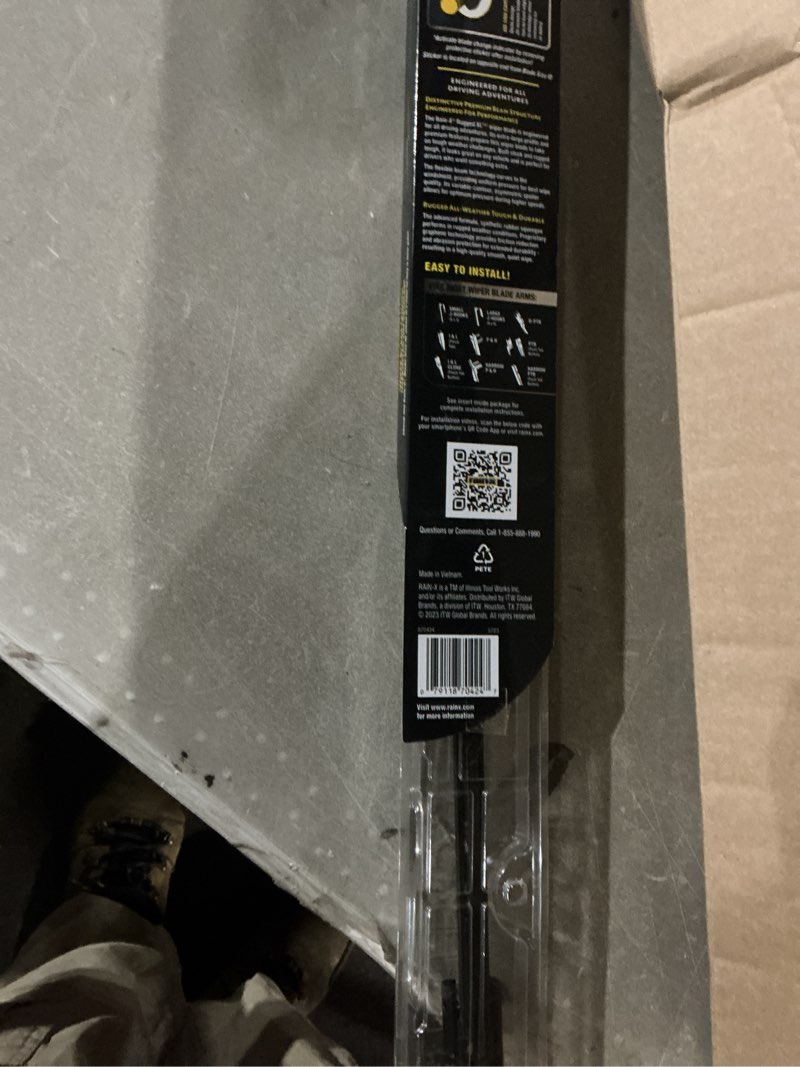 Condition photo showing Good Condition for Rain-X 870424 Rugged XL Wiper Blade 24", Windshield Wipers Replacement, Quiet & Durable Beam Design, All Weather Performance & Easy Universal Install, Blade Wear Indicator (Pack of 1) 24" Rugged XL