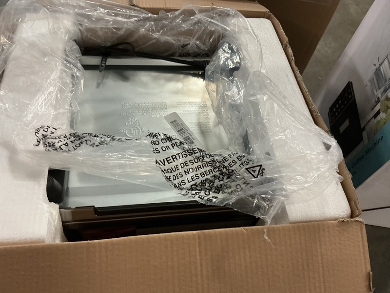 Condition photo showing Good Condition for Cuisinart Air Fryer Toaster Oven, 1800W, 8-in-1 with Air Fry, Convection, Broil & Warm, 0.6 Cubic Feet, 60-Minute Timer, TOA-70NAS, Stainless Steel Stainless Steel Convection Toaster Air Fryer Oven w/ Grill