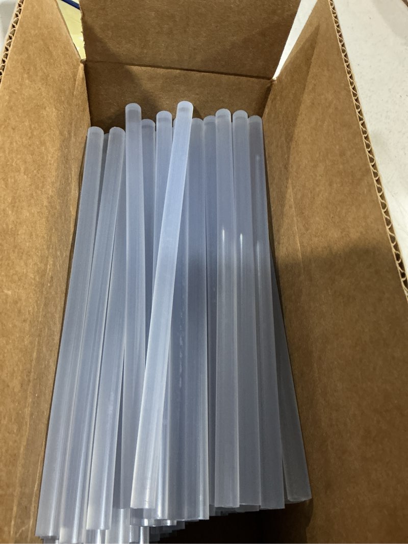 Condition photo showing Good Condition for adtech hot glue sticks, 4 inch mini size, clear (550 sticks) | multi-temperature, quick bonding for crafting, diy & school projects | fits mini glue guns | made in the usa 4 inch sticks
