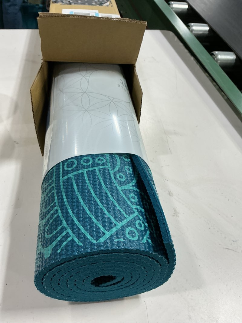 Condition photo showing New/Like New for gaiam yoga mat - premium 6mm print reversible extra thick non slip exercise & fitness mat for all types of yoga, pilates & floor workouts (68" x 24" x 6mm thick) seaglass
