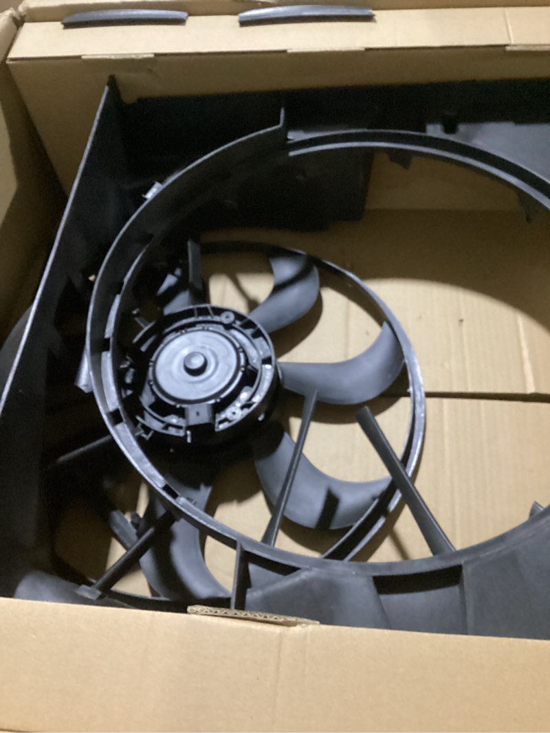 Condition photo showing As Is for scitoo engine cooling fan assembly compatible with jeep | 2006-2008 for jeep commander 3.7l 4.7l|2005-2008 for grand cherokee 3.7l 4.7l & 2006-2008 6.1l|replace 620051|cooling fan