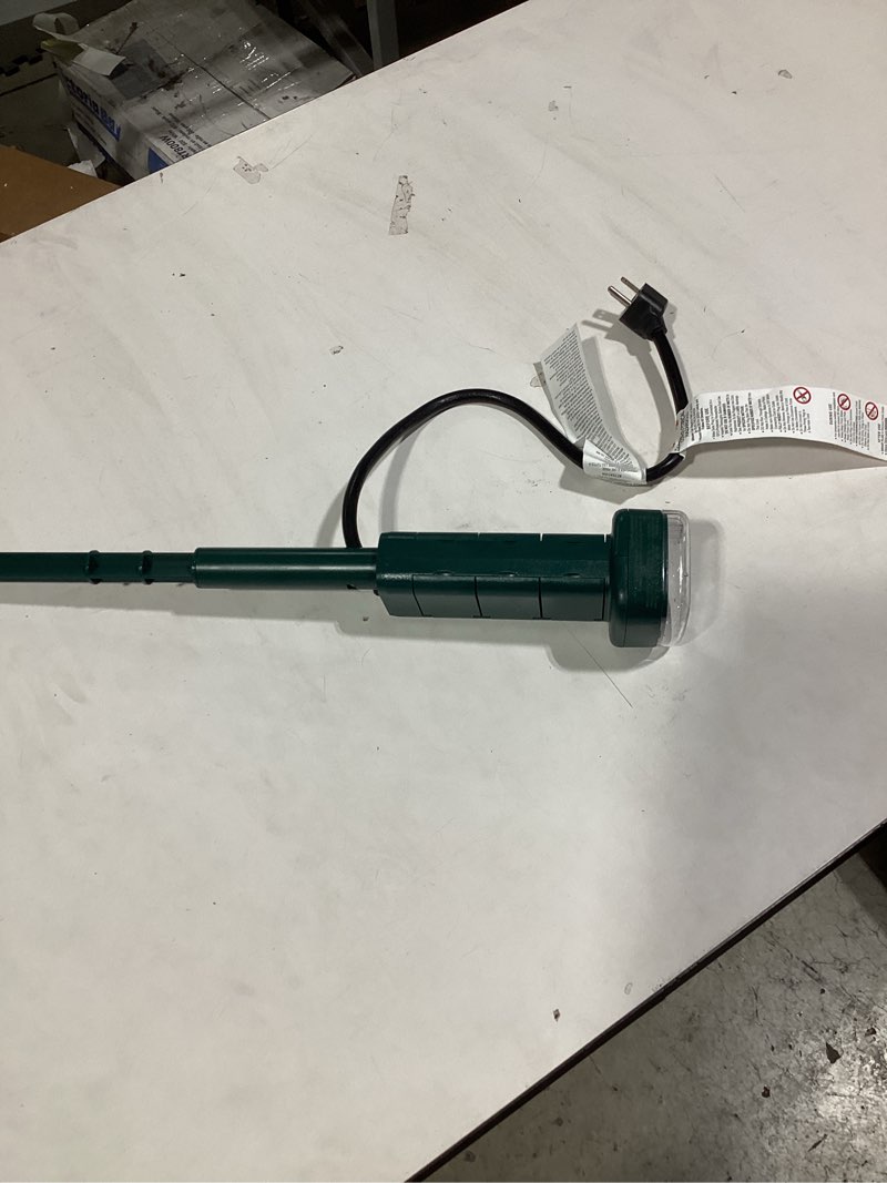 Condition photo showing Good Condition for Utilitech 15 -Amps 120-volt Outdoor 6 -Outlet Programmable Countdown Digital Lighting Timer Item #5474549 | Model #79186