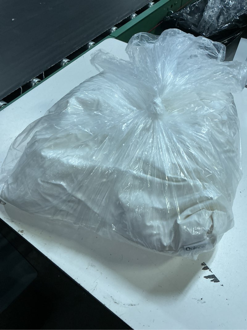 https://lotting-media.assets.bidfta.com/lotting_df82fc9e-671f-4e4e-8e89-d3ad16fa564d
