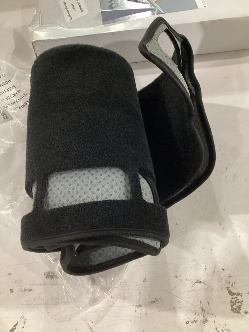 Condition photo showing Good Condition for fiilines dash cover fit for 2010-2013 mazda 3 sedan, hatchback & mazdaspeed3, dashboard mat for mazda 3 accessories dashboard pad carpet dash mat sunshade non-slip polyester protector no glare black for mazda 3 2010-2013