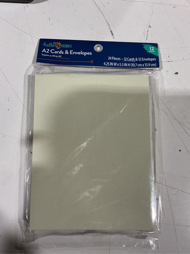 Condition photo showing New/Like New for hello hobby a2 blank all occasion greeting cards  with envelopes 4.25  x 5.5  (12 count)