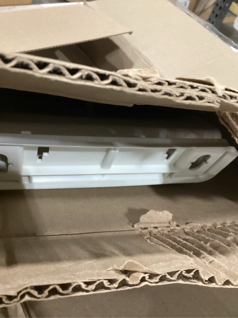 Condition photo showing New/Like New for mayfair ashton easy to clean single hinge toilet seat, modern slow close wood toilet seat, made in usa, round, white round modern hinge