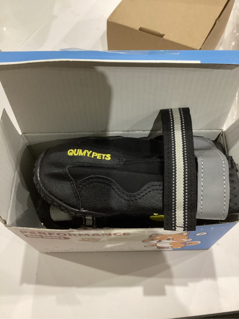 Condition photo showing Good Condition for QUMY Dog Shoes for Large Dogs, Medium Dog Boots & Paw Protectors for Winter Snowy Day, Summer Hot Pavement, Water-Resistant in Rainy Weather, Outdoor Walking, Indoor Hardfloors Skid-Resistant Sole Black Size 6: 2.6''x3.0''(W*L) (Pack of 4)