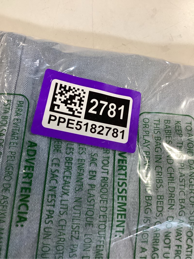 https://lotting-media.assets.bidfta.com/lotting_dfb24a3d-e1cd-4f7f-b6d4-255ca861cd15