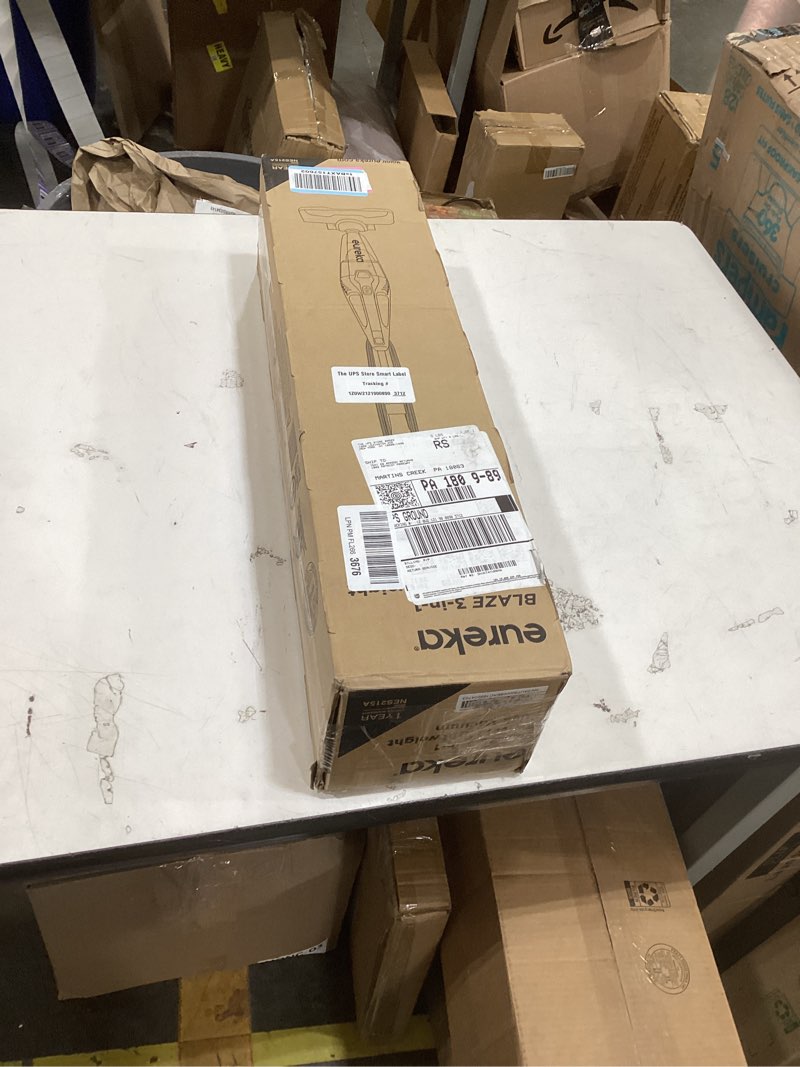 Condition photo showing Good Condition for eureka blaze 3 in 1 swivel lightweight stick vacuum