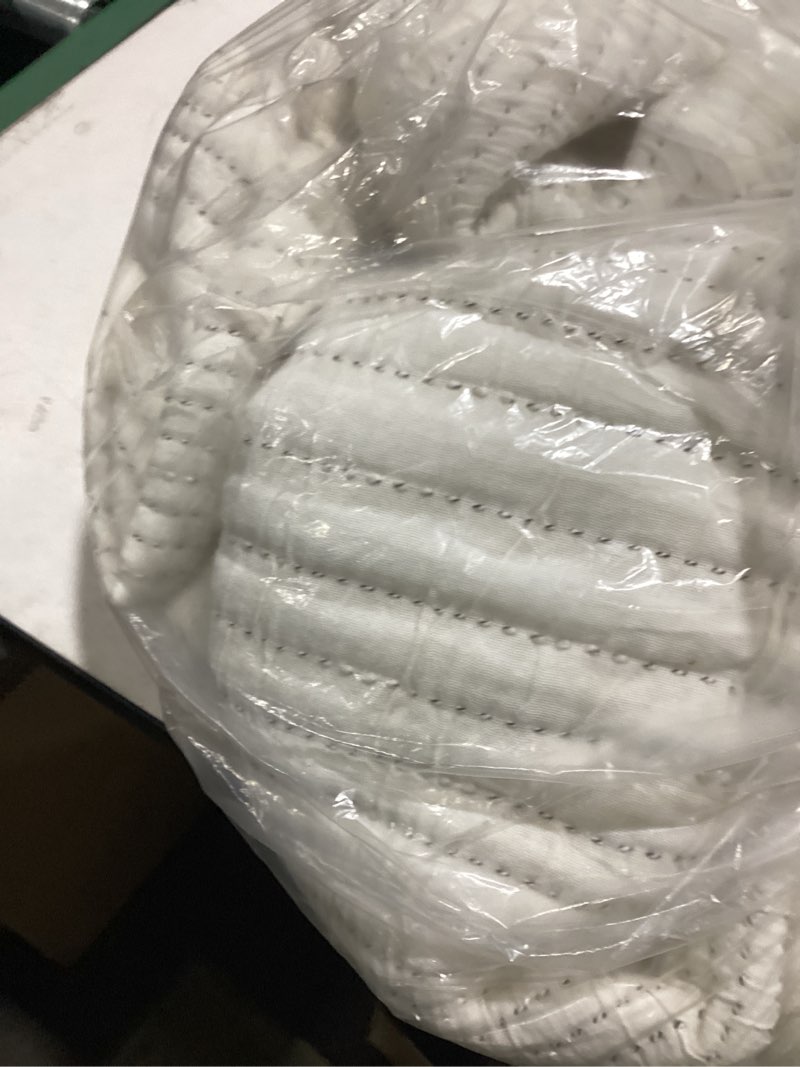 Condition photo showing Good Condition for quince organic cotton channel stitch coverlet king
