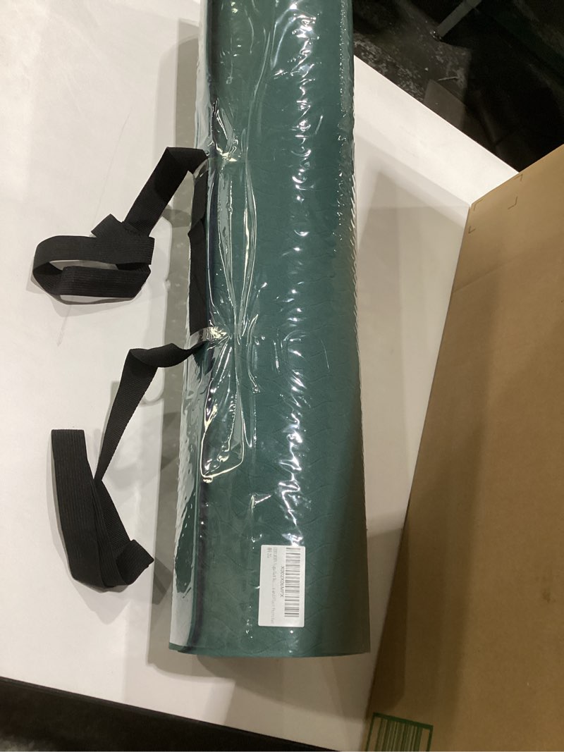 Condition photo showing New/Like New for COOLMOON Yoga Mat Non Slip, Anti-Tear 1/4 Thick TPE Yoga Mats for Women and Men, 72"x24" Exercise & Fitness Mat with Carrying Strap, Workout Mats for Yoga, Pilates and Floor Exercise HE-GREEN