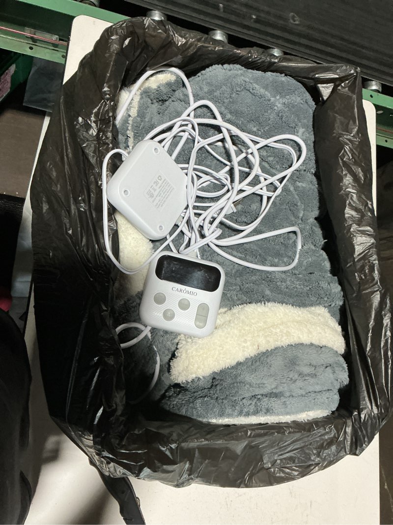 Condition photo showing Good Condition for CAROMIO Heated Throw Blanket - Thick Tufted Sherpa Electric Blanket Throw with 10 Heating Levels and 10 Time Settings, ETL Certified Machine Washable Fast Heating Blanket Throw 50"×60", Grey Grey Throw 50"x60"