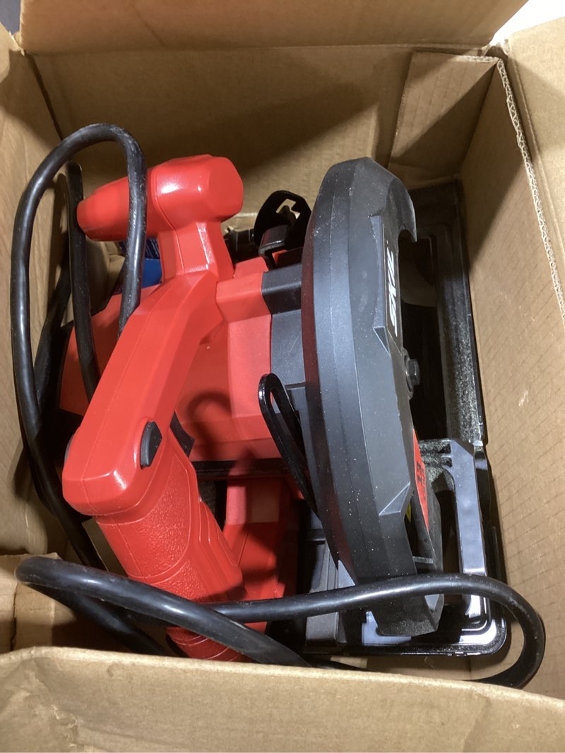 Condition photo showing Good Condition for skil 13 amps 7-1/4 in. corded brushed circular saw