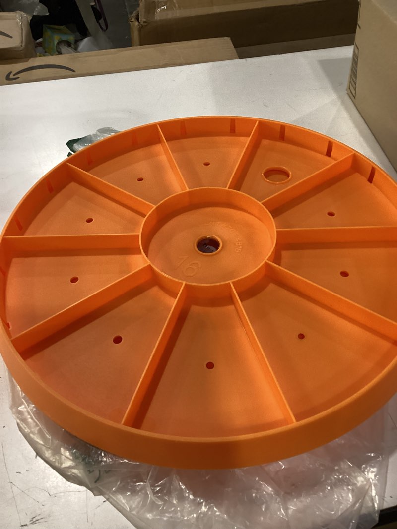 Condition photo showing Good Condition for bloem ups-a-daisy round planter lift insert: 15  - orange