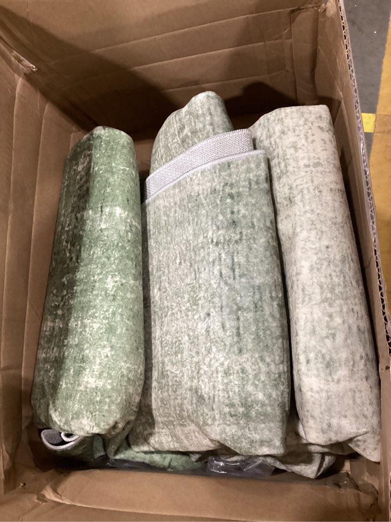 Condition photo showing Good Condition for lahome green area rugs 8x10,boho 8 x 10 area rugs for living room,soft bedroom rug 8x10 under bed,modern abstract ombre non-slip low-pile throw carpet for dining room office(8'x10',green) 8' x 10' (rectangular) green