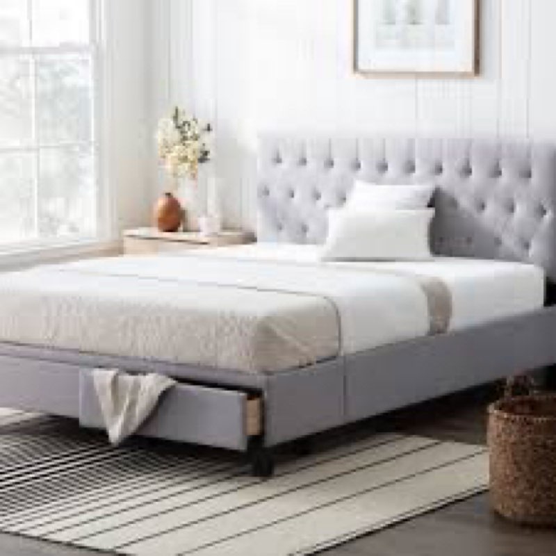 UPHOLSTERED DIAMOND TUFTED PLATFORM BED WITH DRAWERS