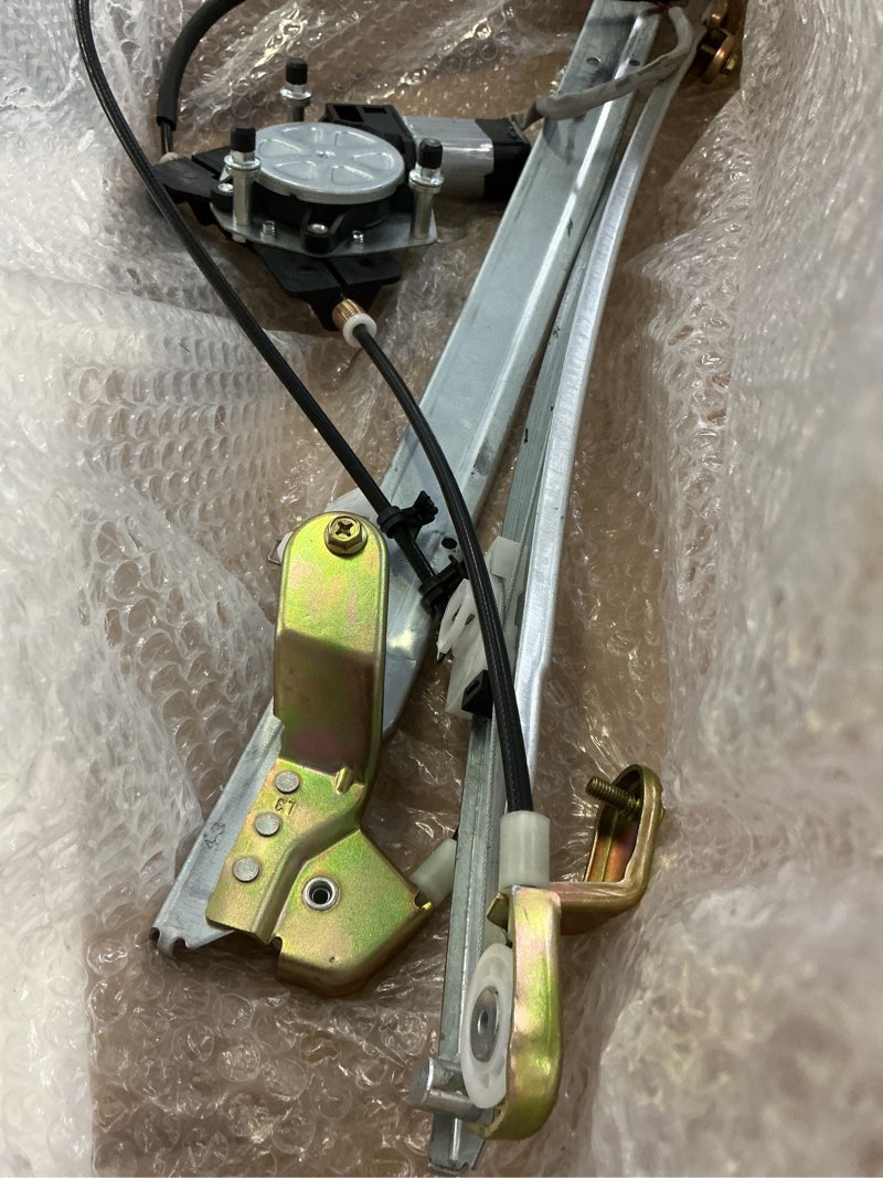 Condition photo showing Good Condition for front driver side power window regulator w/motor assembly compatible for chrysler town & country voyager, dodge caravan grand caravan 2001-2003 replace 741-823 5135251aa 11a109 82-614ar