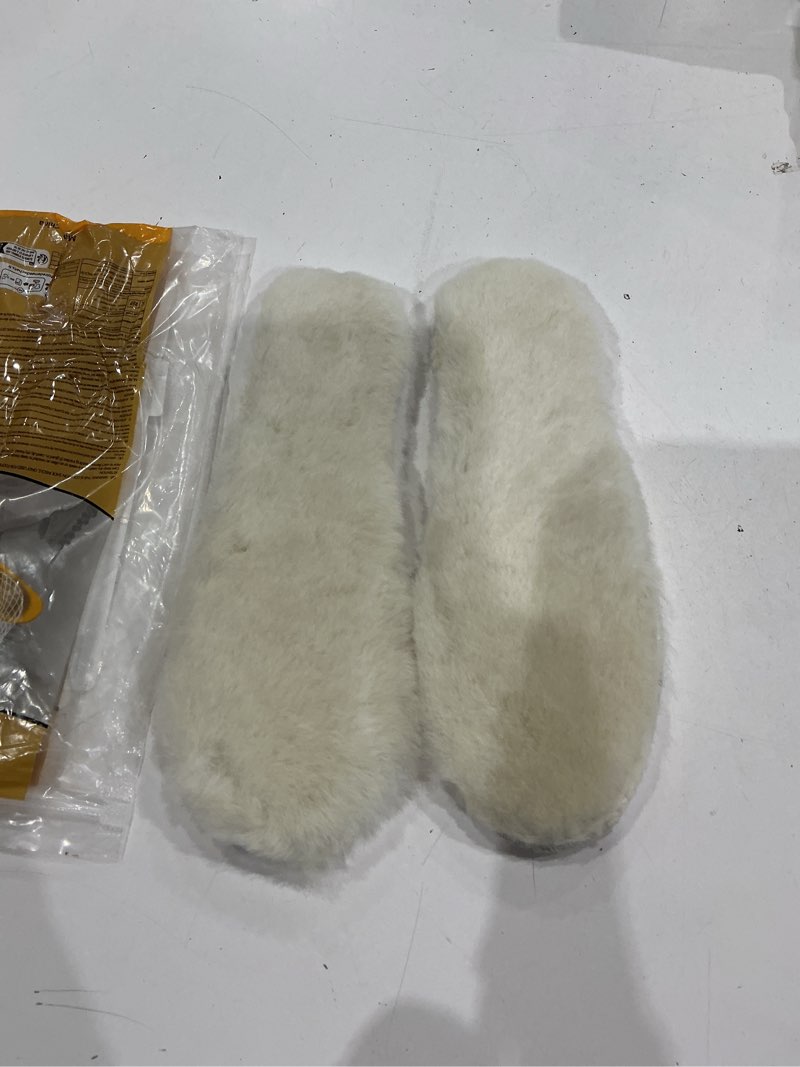 Condition photo showing Good Condition for riemot women's genuine sheepskin insoles premium warm thick wool fur fleece shoe inserts cozy & fluffy breathable replacement insole for snow boots slippers work boot beige eu39/us8 us 8 women beige