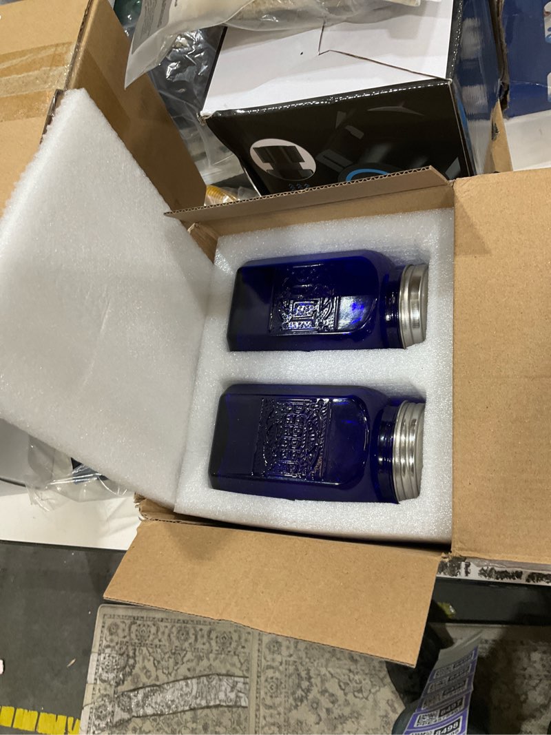 Condition photo showing Good Condition for Vintage Salt and Pepper Shakers (Blue, Large) Large Blue