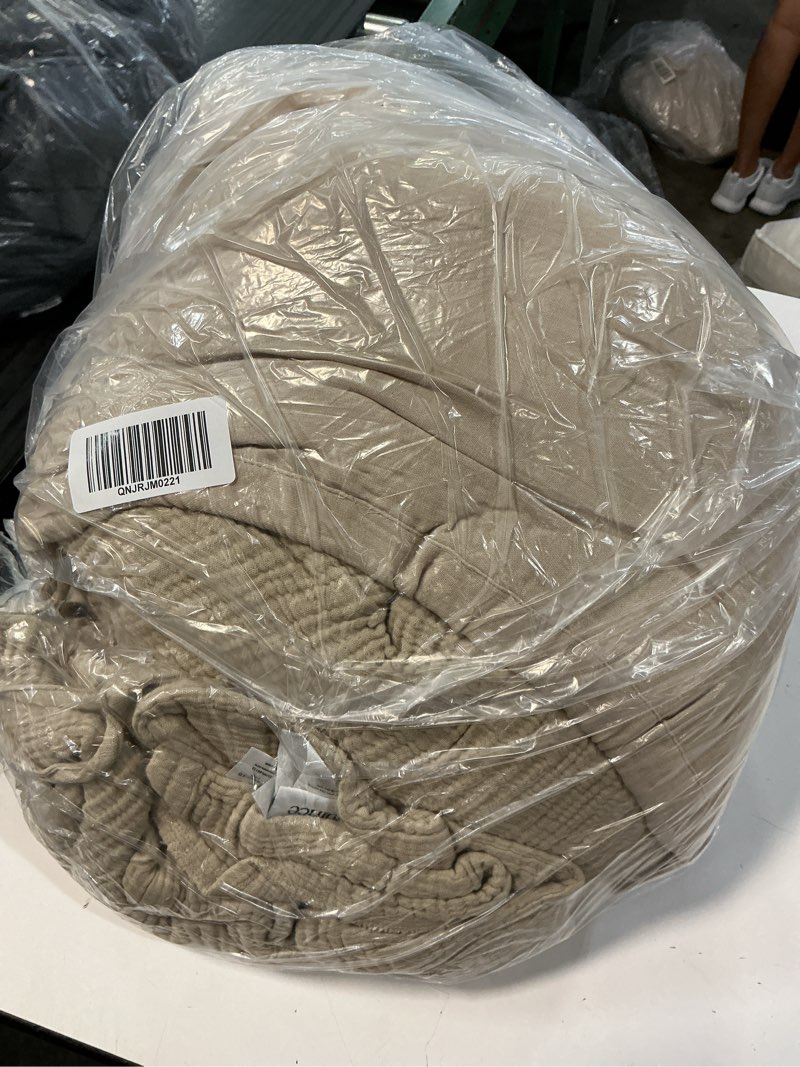 Condition photo showing Good Condition for organic cotton gauze duvet cover set, king/cal king, dune