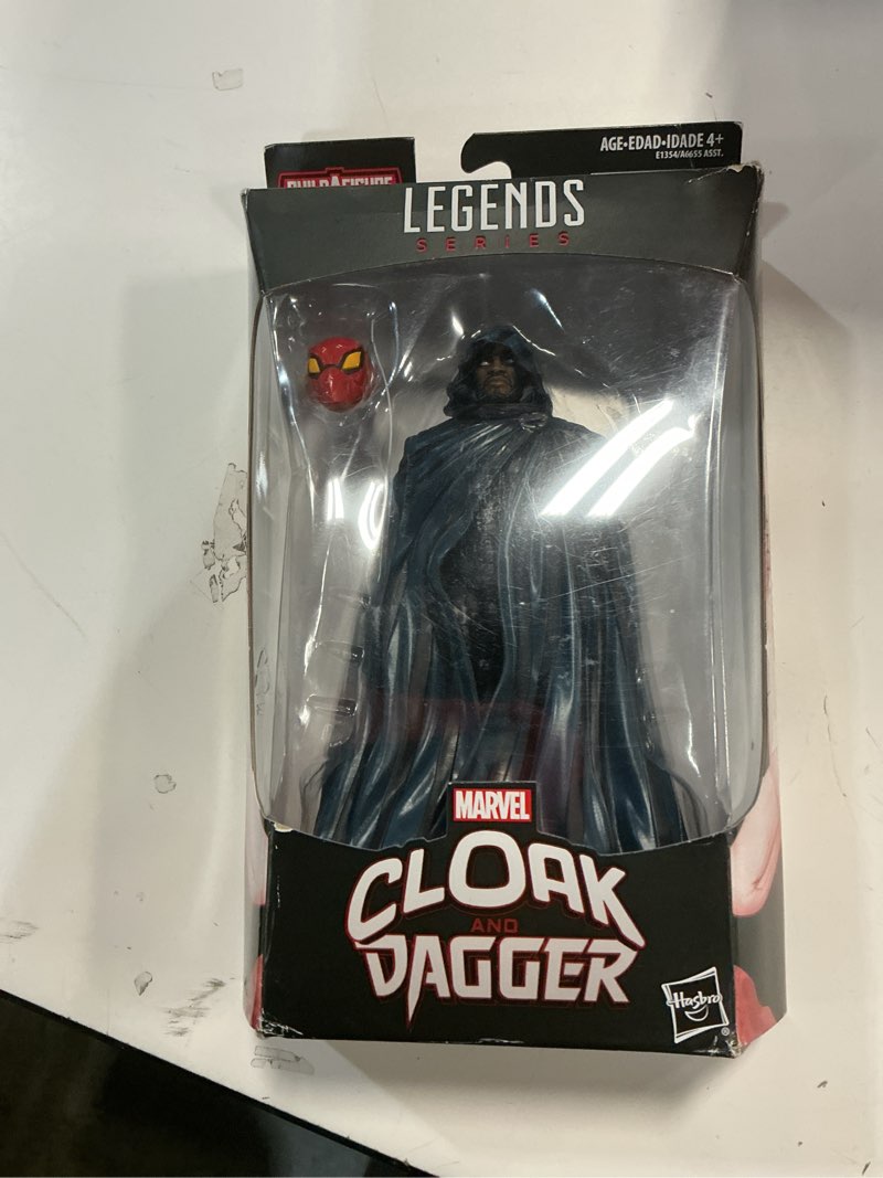 Condition photo showing New/Like New for spider-man legends series 6-inch marvel’s cloak