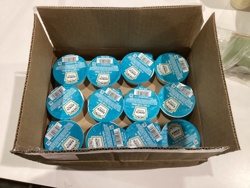 Condition photo showing New/Like New for Heinz Ranch Dressing Single Serve Packet (2 oz Packets, Pack of 60) Garlic,Buttermilk,Ranch 2 Ounce (Pack of 60)