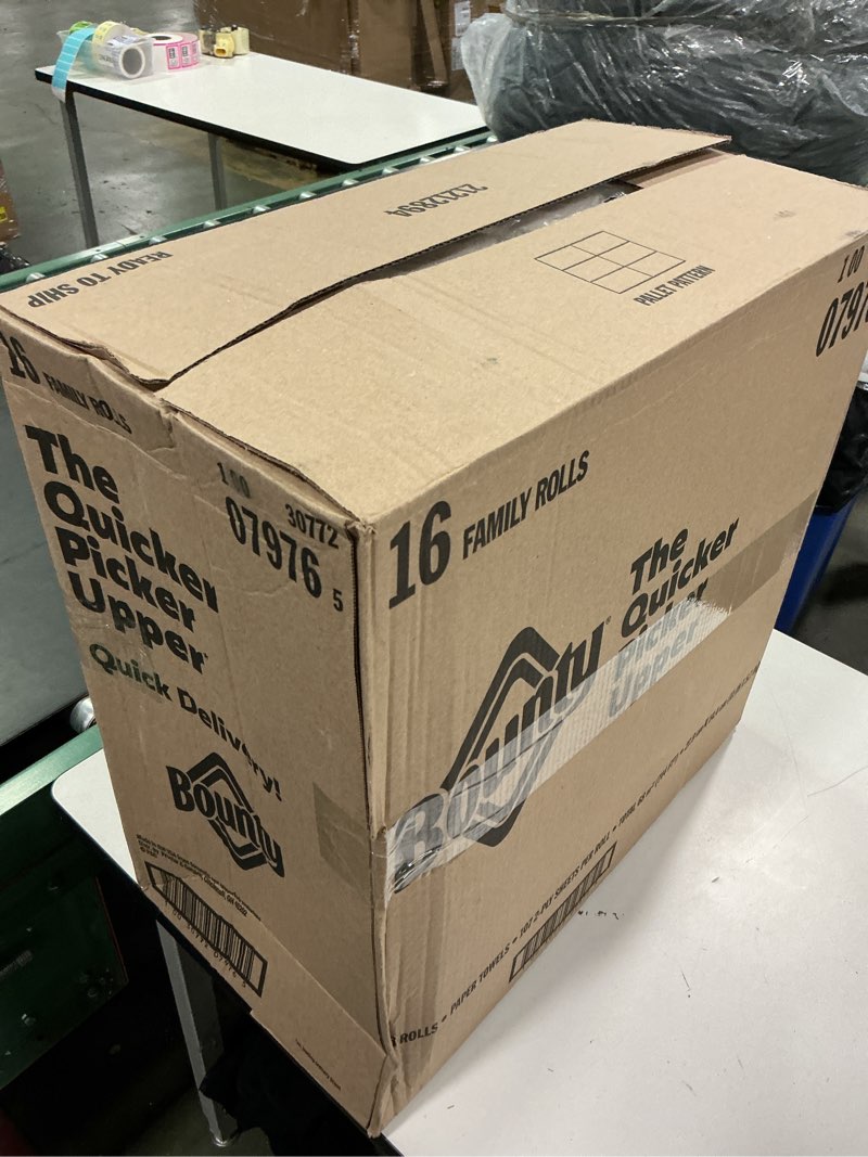 Condition photo showing New/Like New for Bounty Paper Towels Quick Size, White, 16 Family Rolls = 40 Regular Rolls 107 Count (Pack of 1) White