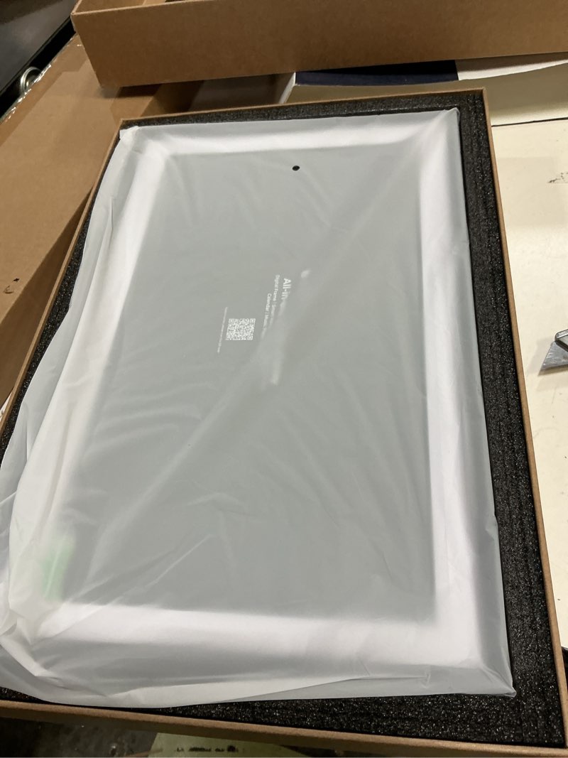 Condition photo showing Good Condition for 15.6" digital google calendar+pen,no subscription|all-in-one smart display:photo frame,google play apps,voice assistant,home hub,streaming|built-in battery|wall&desk|anti-glare touchscreen|black