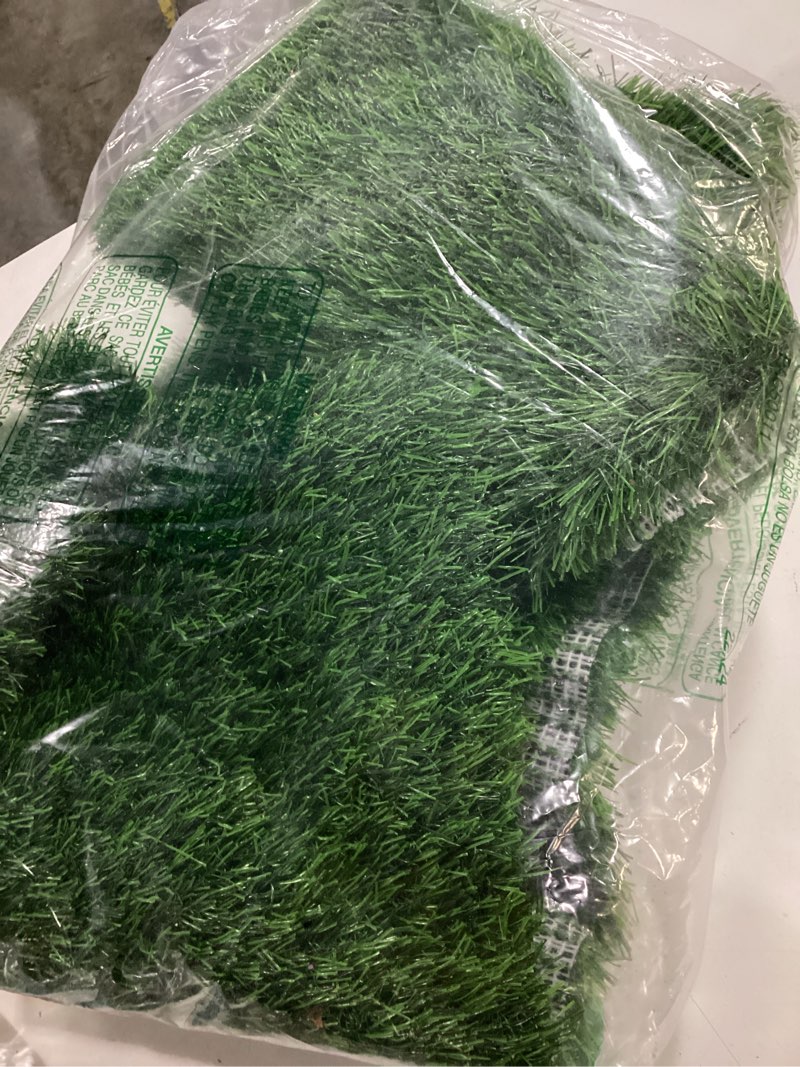 Condition photo showing Good Condition for Grass Pad for Dogs 39.3 x 31.5 inches Strong Absorbency Soft Artificial Grass for Pets Potty Training, Easy to Clean Fake Grass for Dog Indoor Outdoor Use(1 Pack) 39.4x31.5 Inch