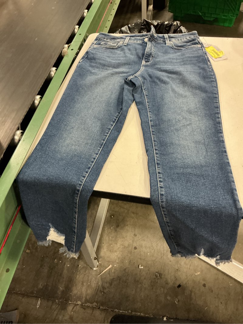Condition photo showing As Is for ( sz 6)time and tru women's high rise straight leg destructed hem jeans, 26\" inseam, sizes 0-20