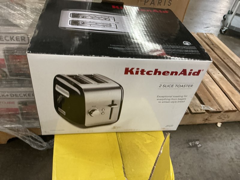Condition photo showing Good Condition for kitchenaid kmt2115 toaster for bagel 2 slice, silver
