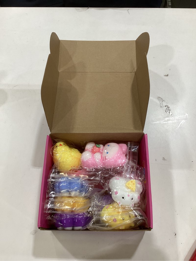 Condition photo showing New/Like New for 16 PCS Big Taba Squishy Set, Squishy Fidget Toys Kit, Include Squishies Chick , Cat Paws, Hamster, S