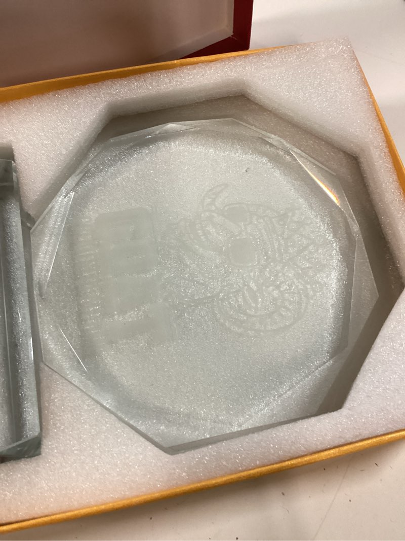 Condition photo showing New/Like New for goat trophy award, greatest of all time funny crystal plaque for competitions, office, party and sports 5.5"