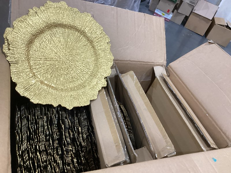 Tomeurperf Gold Charger Plates Bulk - Elegant Gold Chargers for Dinner Plates, Wedding &