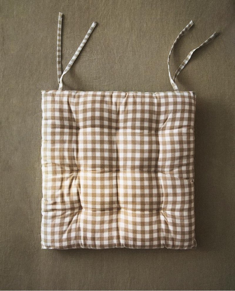 (Similar design) DYED THREAD CHAIR CUSHION (Paquete de 8) 