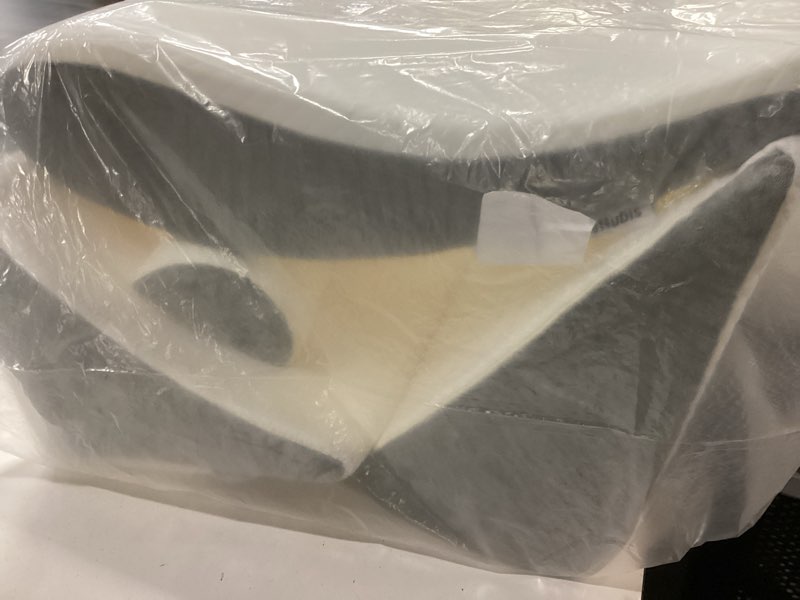 Condition photo showing Good Condition for 8\" Flat Top Leg Elevation Pillow for Sleeping, Memory Foam Wedge Pillow for Legs 4 pieces 