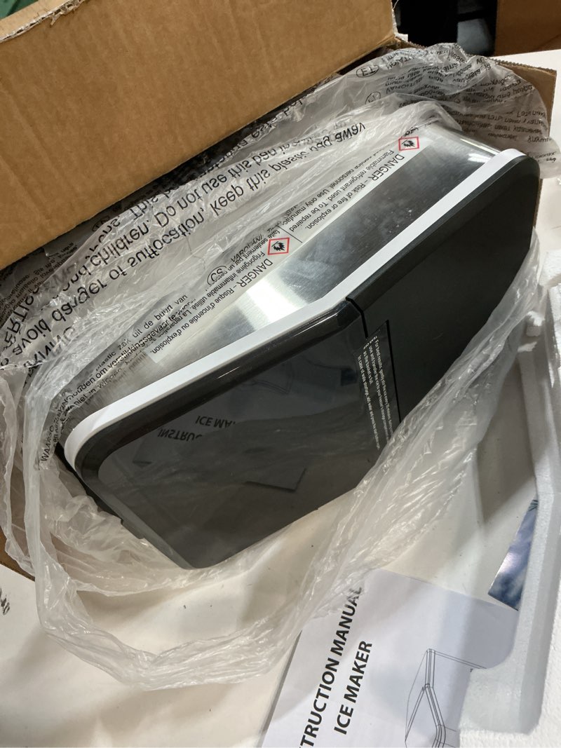 Condition photo showing Good Condition for Aeitto Ice Maker Countertop 26lbs/24H, Ice Machine 8 Ice Cubes Ready in 6 Mins, 2 Sizes of Bullet Ice Portable Ice Makers with Basket & Scoop, Auto Self-Cleaning for Home/Kitchen/Office Stainless 26LBS Silver 1