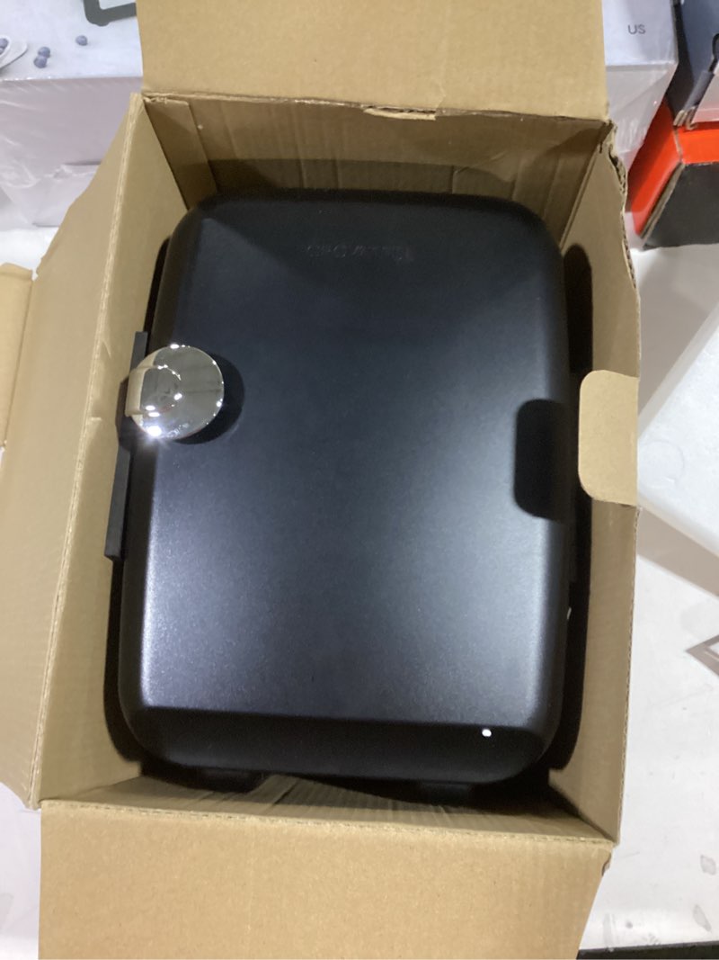 Condition photo showing Good Condition for CROWNFUL Mini Fridge, 4 Liter/6 Can Portable Cooler and Warmer Personal Fridge for Skin Care, Cosmetics, Food,Great for Bedroom, Office, Car, Dorm, ETL Listed (Black)