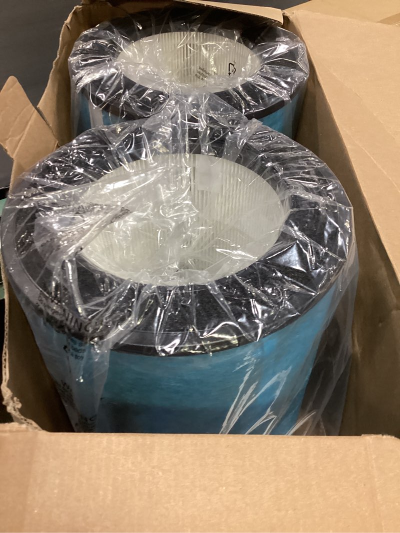 Condition photo showing Good Condition for 2-pack hp302 neverchange air purifier max replacement filter for shark air purifier filter hp301, hp300, hp202, hp232 series, hc501 series, ap1000, ua205 series air purifiers, part # he3fkpet