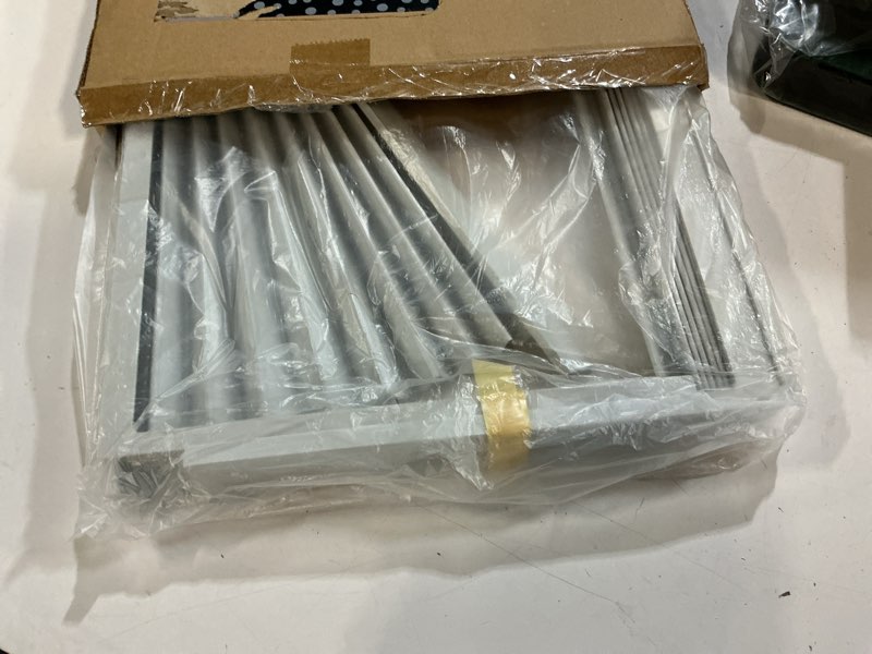 Condition photo showing Good Condition for mxclimate window air conditioner side panels with frame,window ac accordion filler curtain kit,adjustable insulation panels for window ac seal replacement screen (12,000 btu) 12000btu