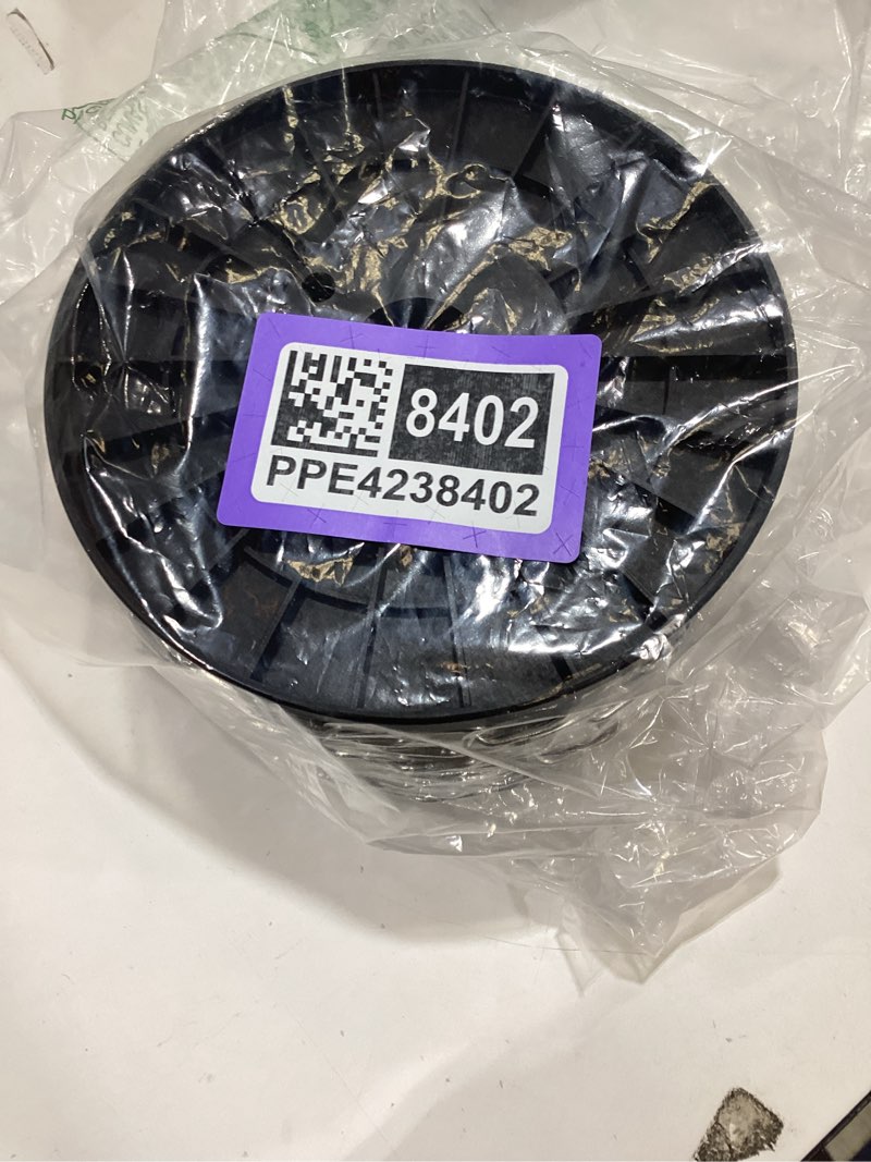 Condition photo showing Good Condition for Yiksonyo 100 FT Stainless Steel Hanging Chain, 1/10" Metal Chain Roll, Jack Chain for Hanging Lightt