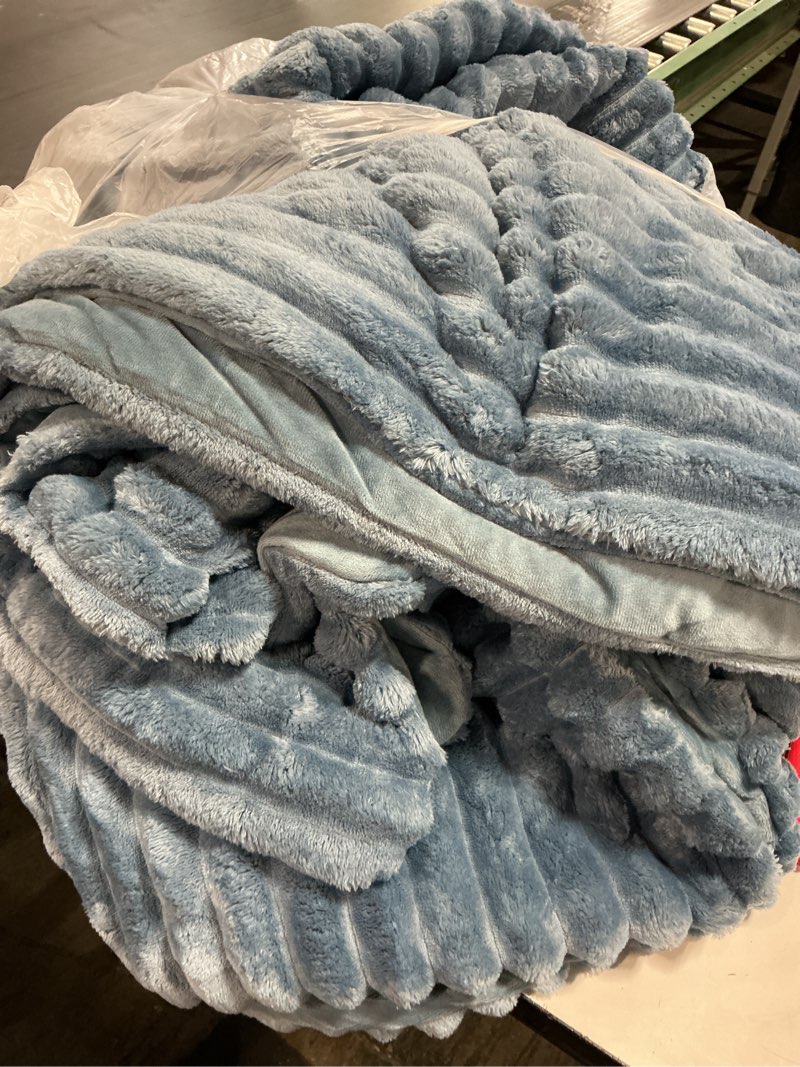 Condition photo showing As Is for BEDELITE Fleece Full Comforter Set -Super Soft & Warm Fluffy Blue Fog Bedding, Luxury Fuzzy Heavy Bed Set for Winter with 2 Pillow Cases Blue Fog Full