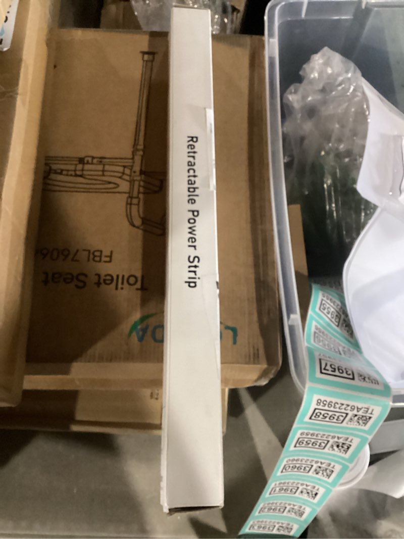 Condition photo showing Good Condition for electric outlet extender,outlet extender stick,retractable power strip,with 2 usb-a&1 usb-c&2 ac outlets,extends 22"-34",180° rotating,extendable outlet,for outlets hard-to-reach,for bed,office&sofa